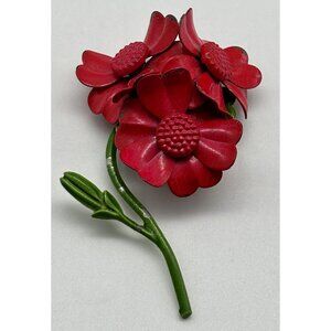 Vintage Triple Flower Brooch Dark Red and Green Enamel Lifelike 1940s, Unbranded